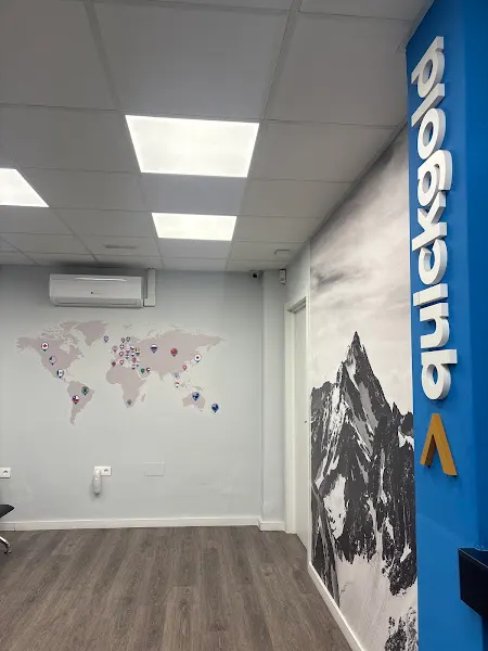 Quickgold Málaga (Camino Suárez) - Compro Oro | Casa de Cambio - Málaga