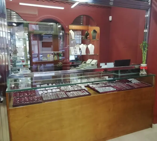 Fco y Javier Joyeros, Joyería Málaga, La Luz Compro Oro - Málaga