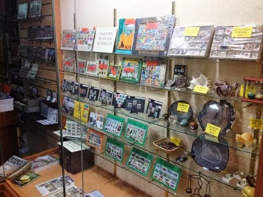 FINUMAS- Filatelia y Numismatica - Numismático en Madrid - foto 3