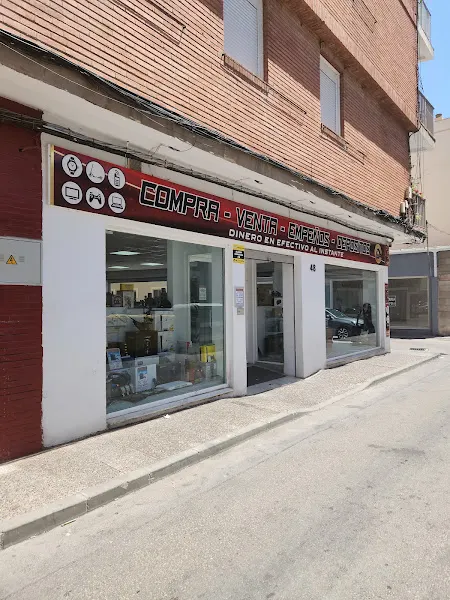 Casa De Empeños - Casa de empeños en Linea de la Concepcion (La) - foto 2