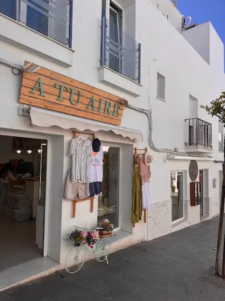 A tu aire - Tienda de accesorios de moda en Conil de la Frontera - foto 2