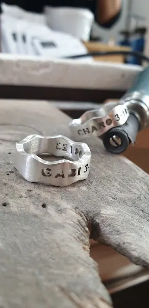 JOYERIA LARA