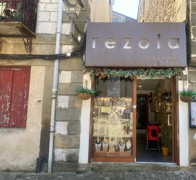 Joyeros Rezola - Joyería en Hondarribia - foto 2