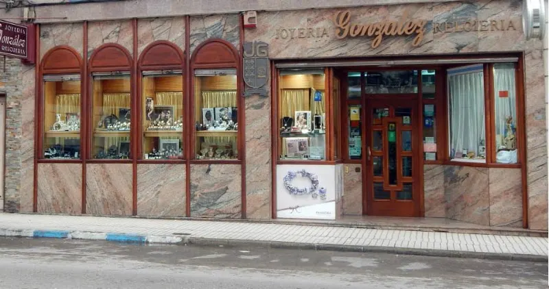 Joyería Relojería González - Joyería en Los Corrales de Buelna - foto 2